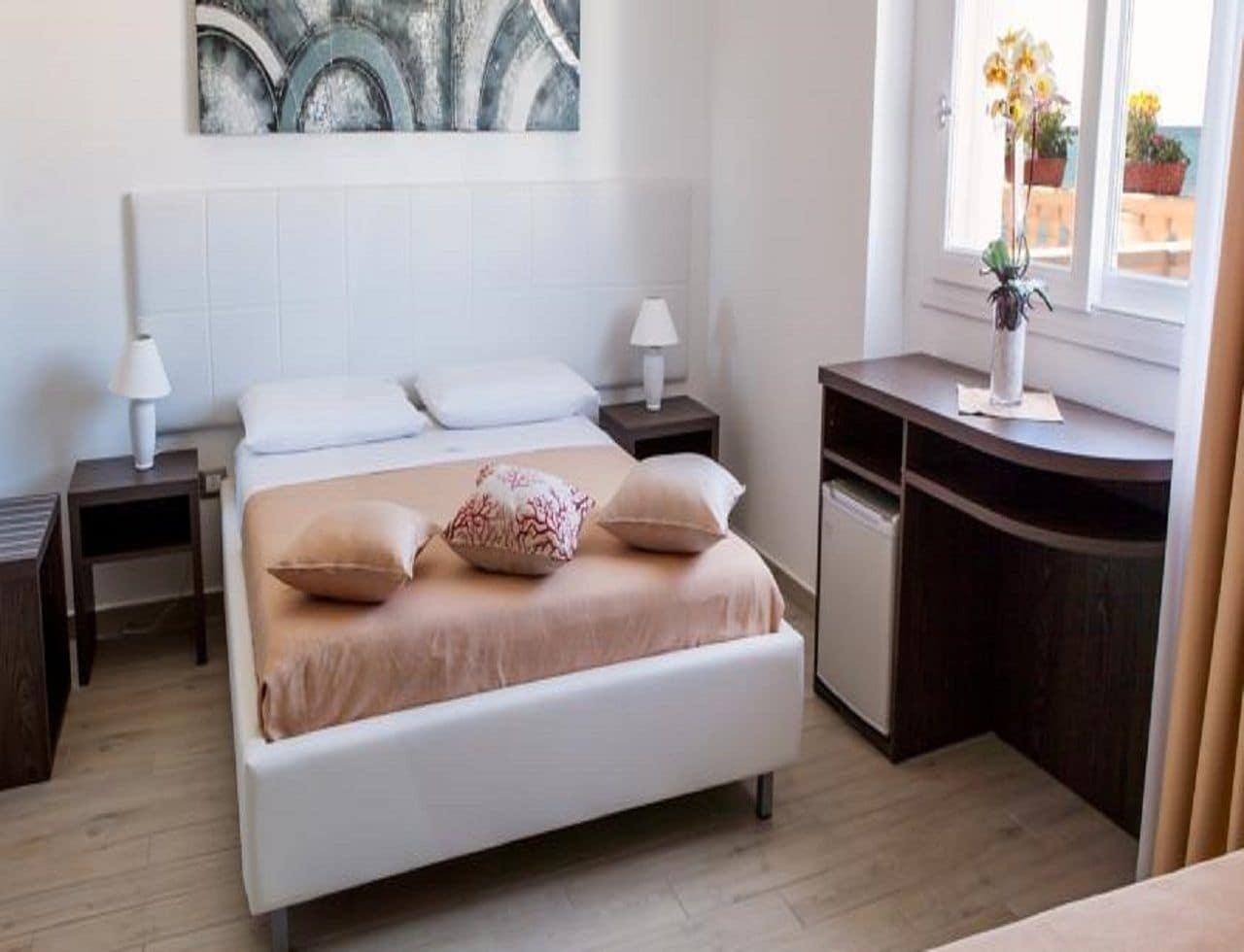 Estasi Sul Mare Bed and Breakfast Porto Cesareo Exteriör bild