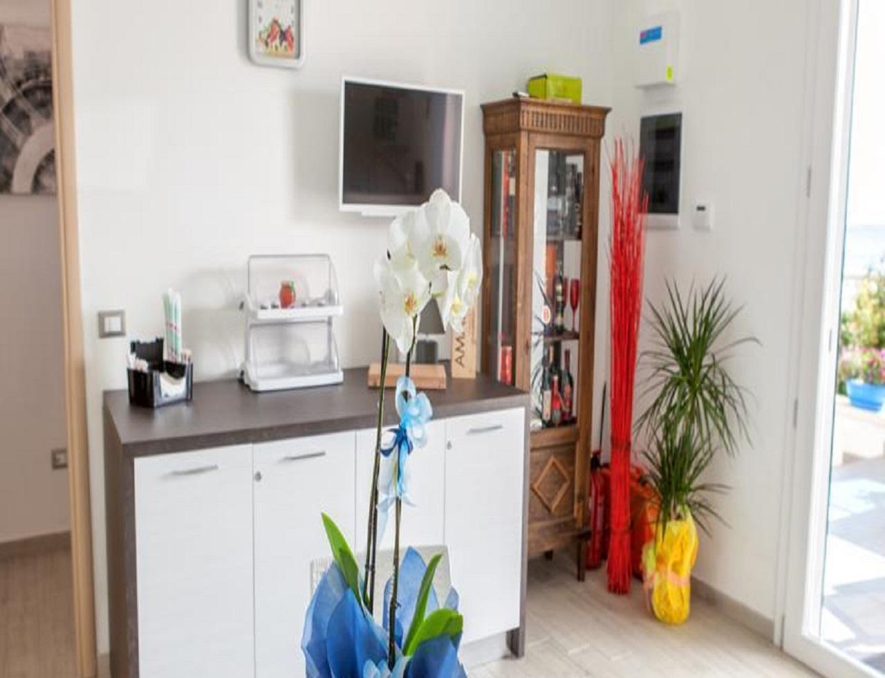 Estasi Sul Mare Bed and Breakfast Porto Cesareo Exteriör bild