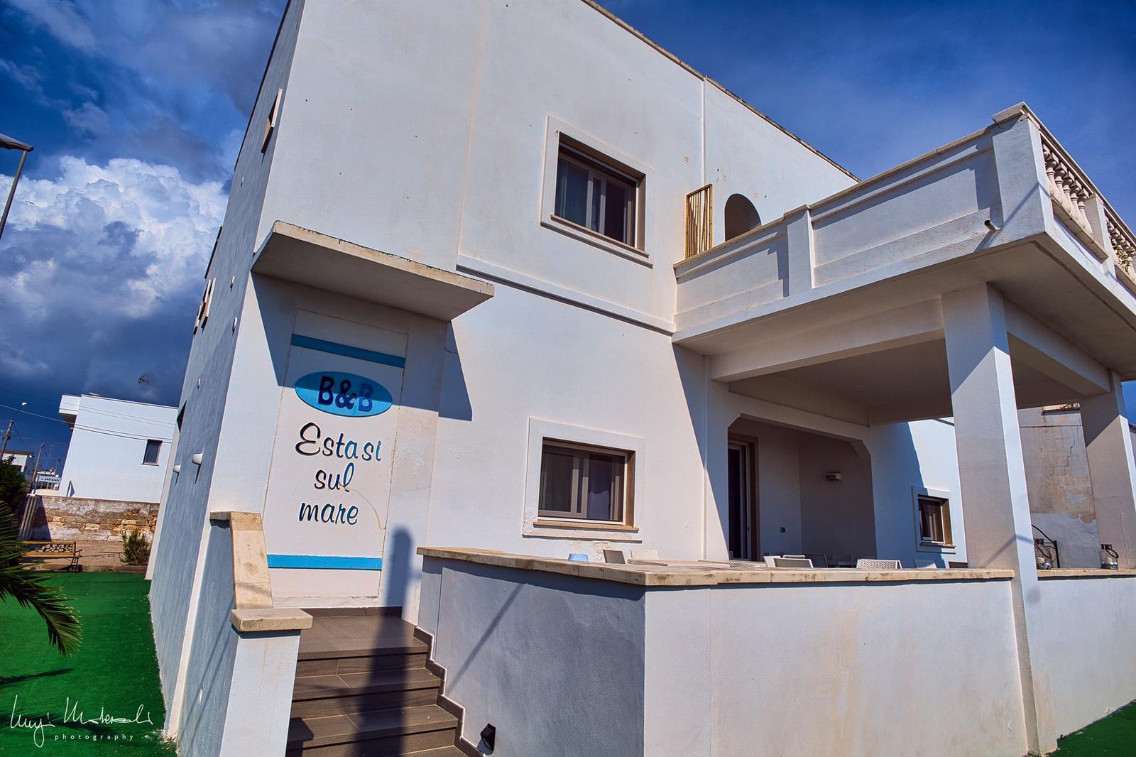 Estasi Sul Mare Bed and Breakfast Porto Cesareo Exteriör bild