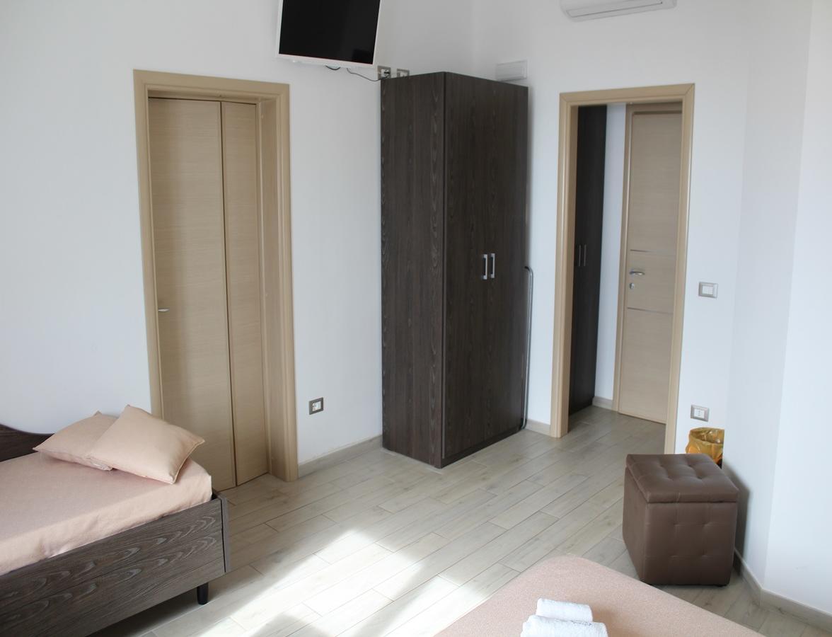 Estasi Sul Mare Bed and Breakfast Porto Cesareo Exteriör bild